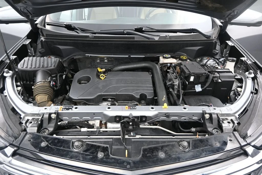 Used 2023 Gray Chevrolet Premier image 19