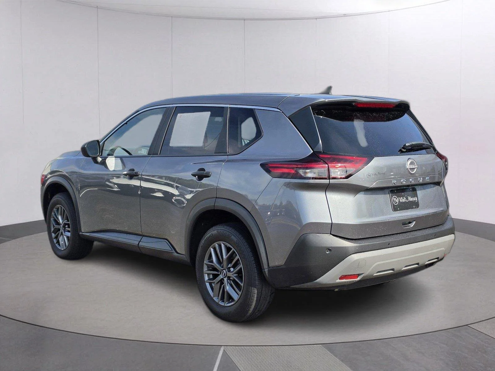Used 2023 Gun Metallic Nissan S image 3