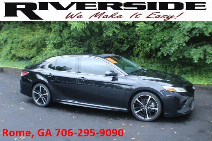 Used 2018 Black Toyota XSE image 1
