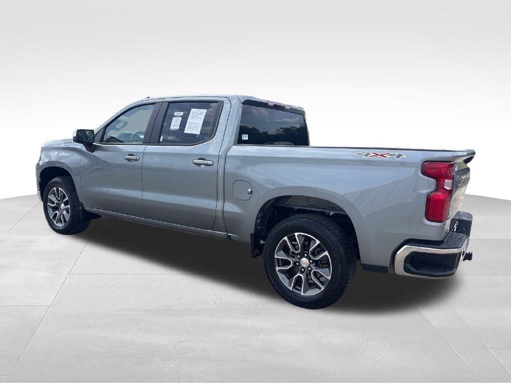 Used 2024 Gray Chevrolet LT image 3