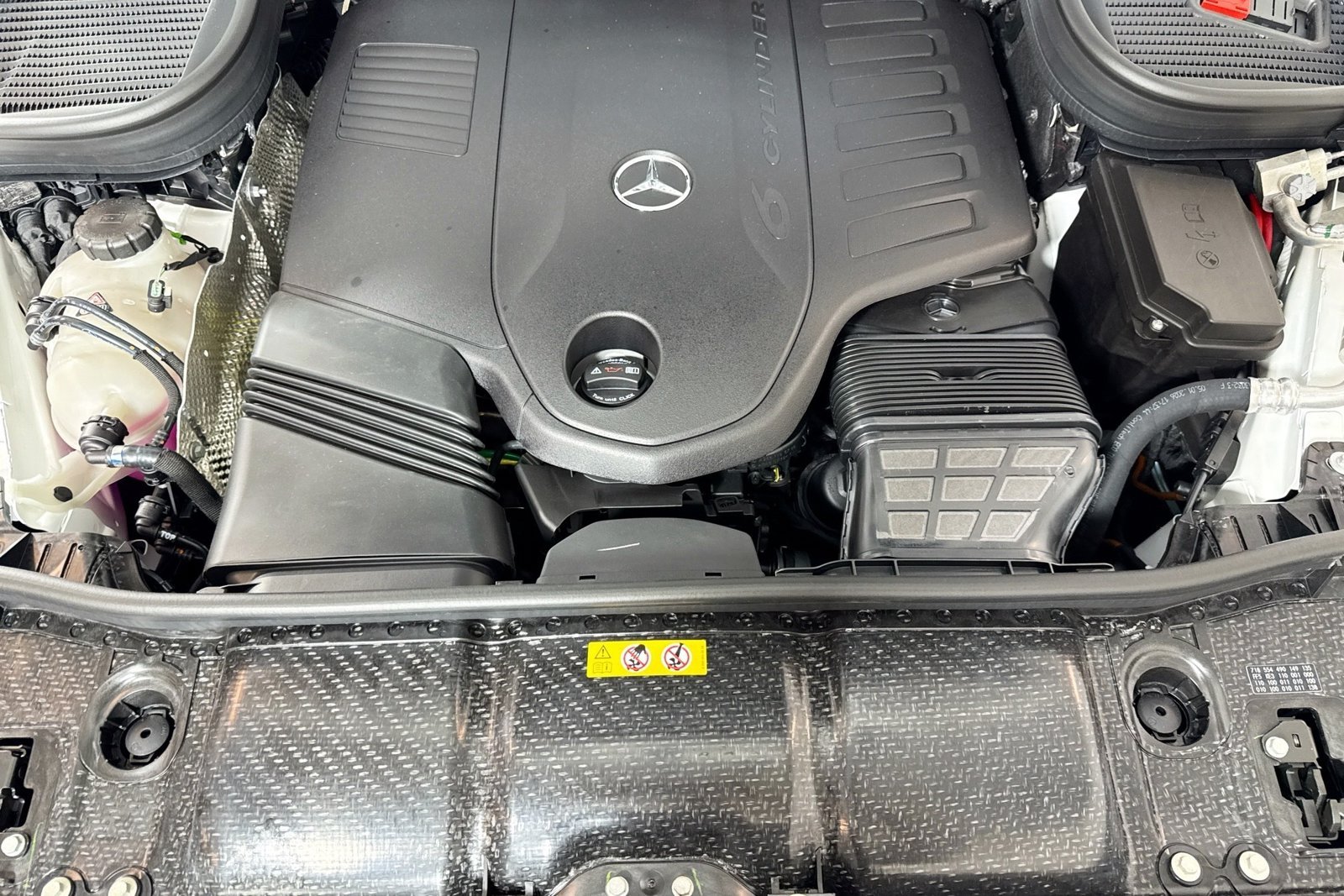 New 2026 Polar White Mercedes-Benz GLS 450 image 29