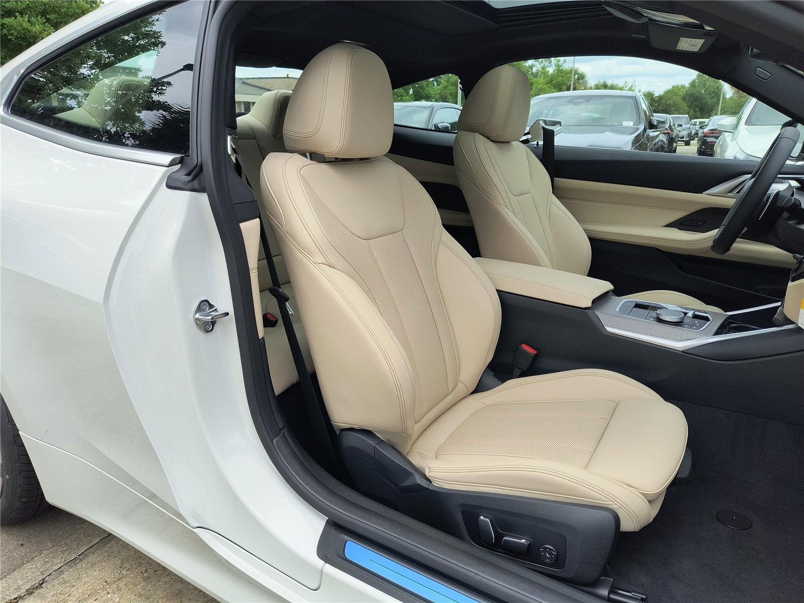 2026 BMW 4 Series 430i - Photo 13