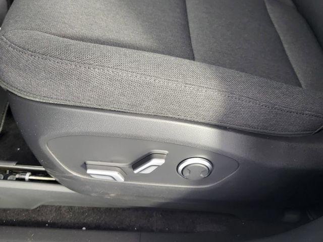 2026 Hyundai IONIQ 9 SE - Photo 9