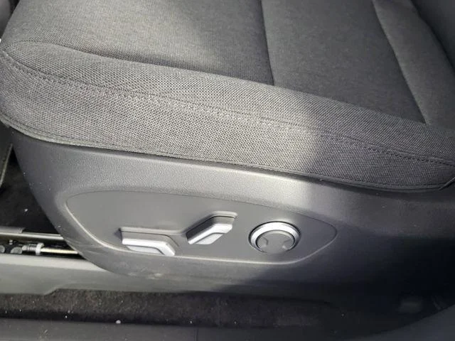 2026 Hyundai IONIQ 9 SE - Photo 9