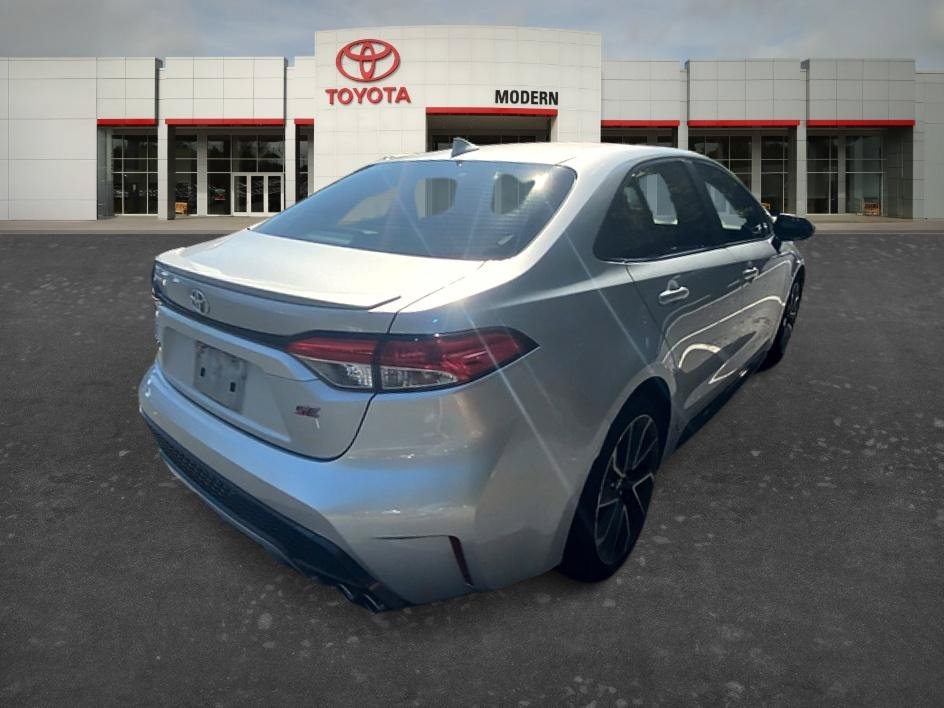 Used 2022 Classic Silver Metallic Toyota SE image 23