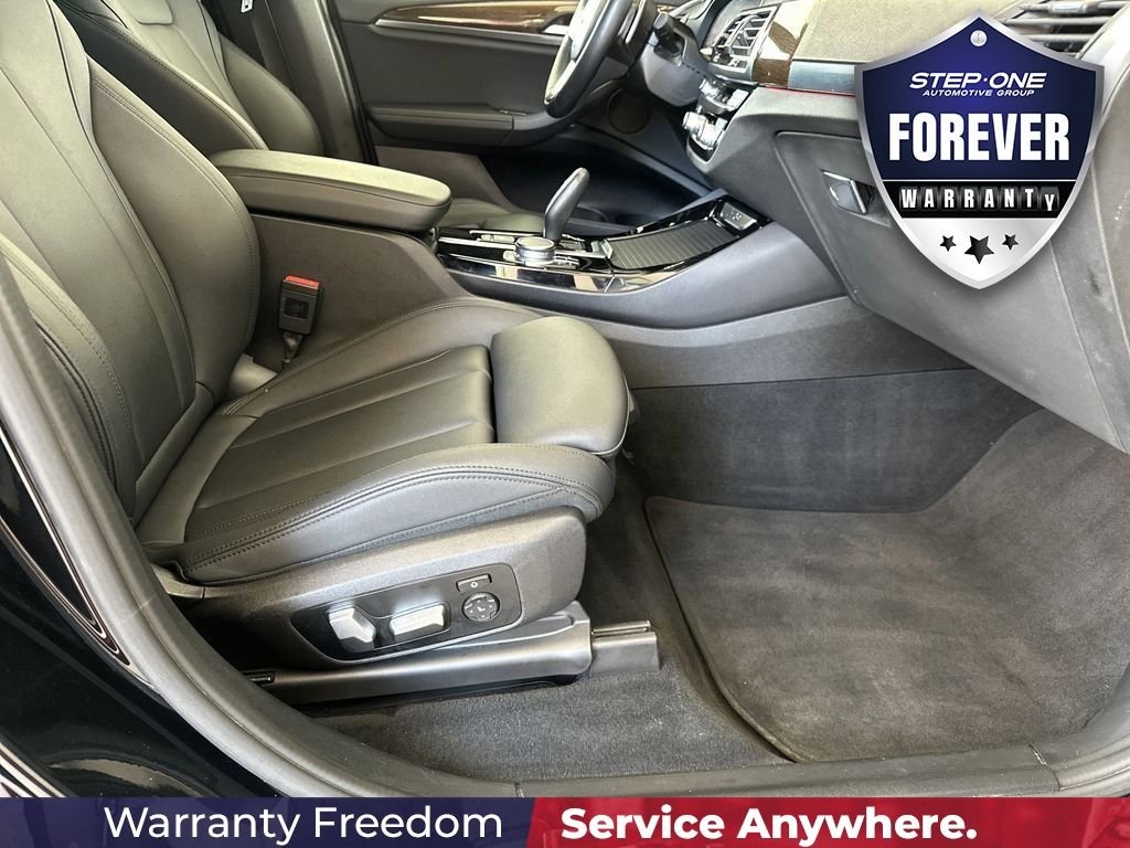 Used 2021 Black BMW sDrive30i image 40