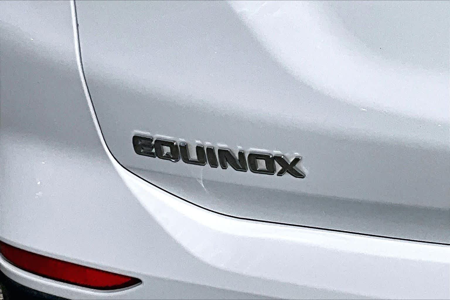 Used 2022 Summit White Chevrolet LS image 30