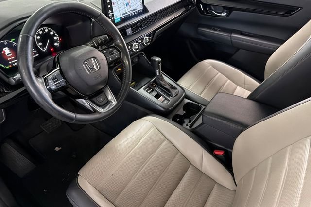 Used 2023 Meteorite Gray Metallic Honda Sport Touring image 14