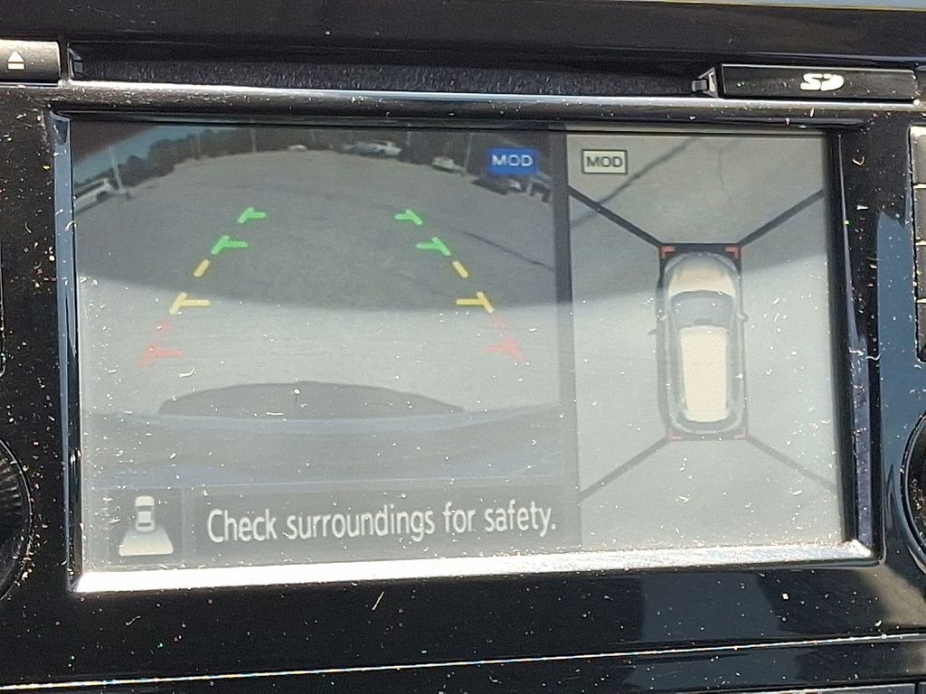 Used 2015 Gray Nissan SL image 20
