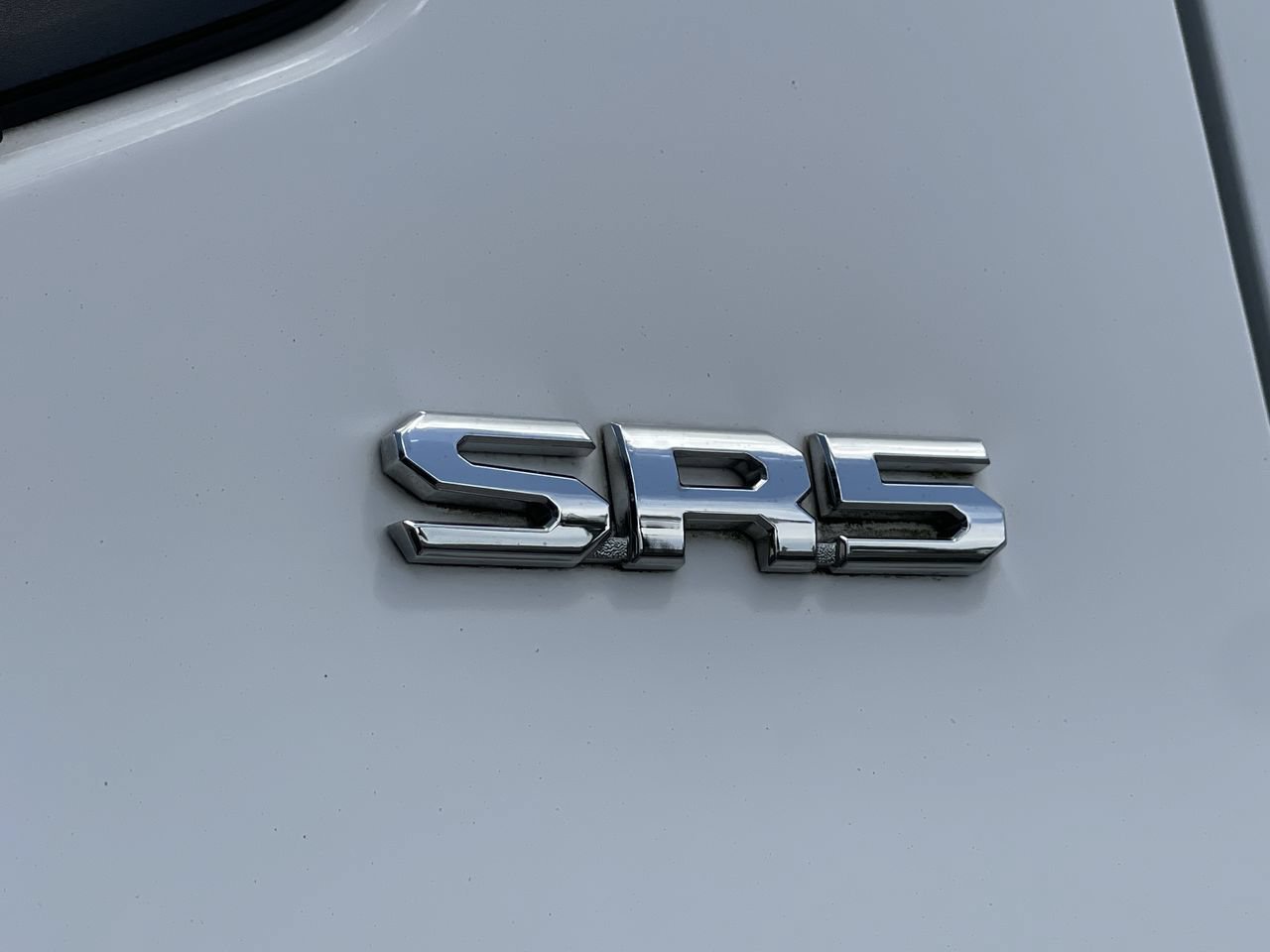 Used 2024 Ice Toyota SR5 image 9