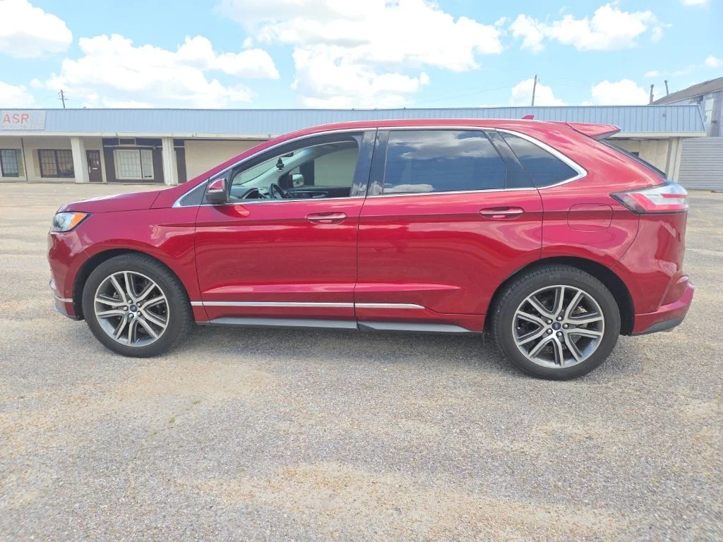 Used 2019 Ruby Red Metallic Ford Titanium image 6