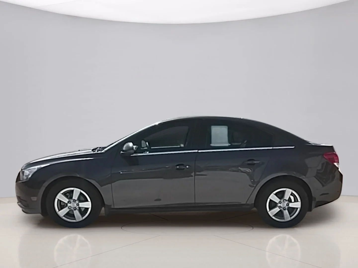Used 2014 Gray Chevrolet 1LT image 2