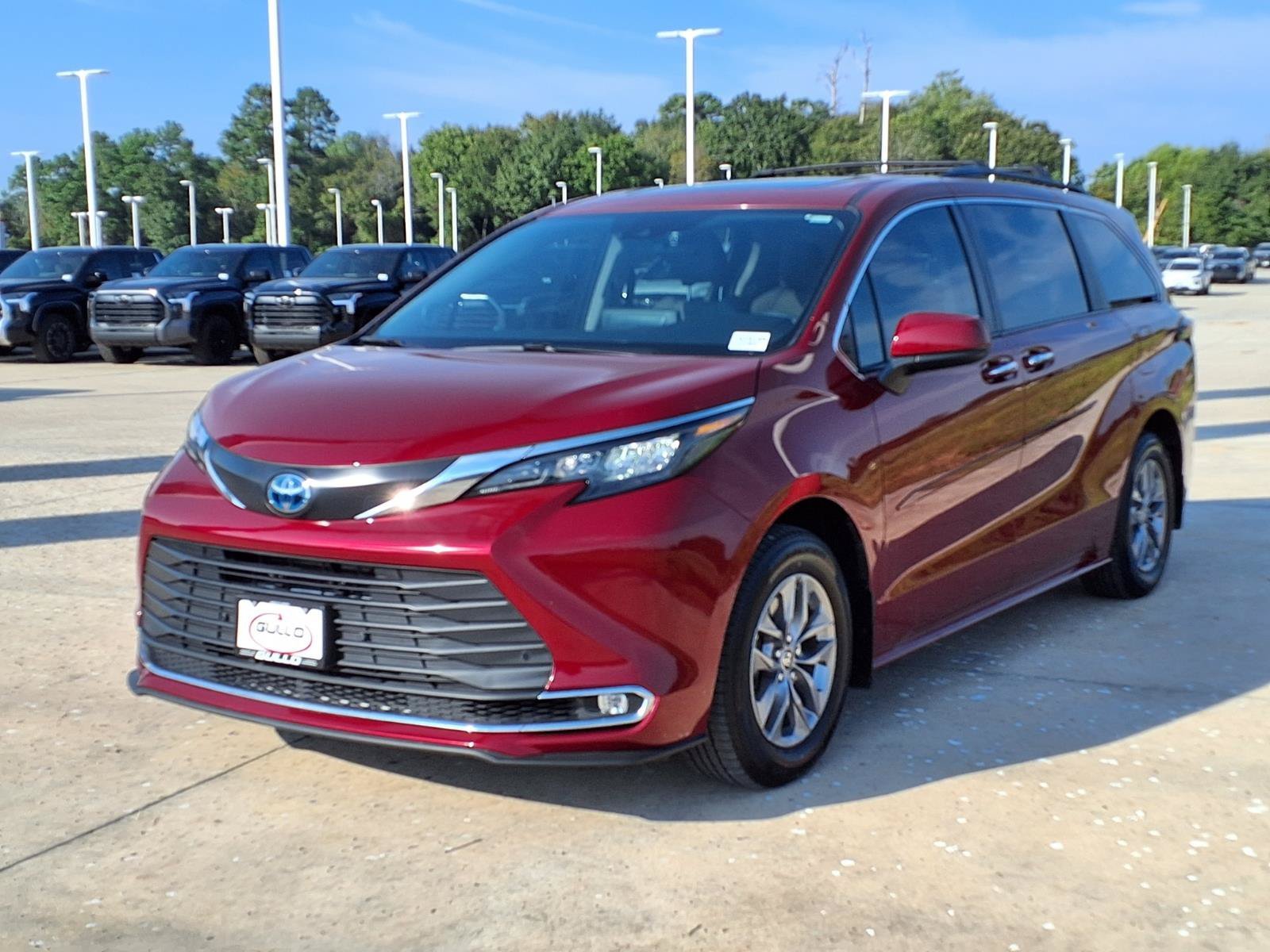 Certified Used 2024 Pearl Toyota XLE image 3