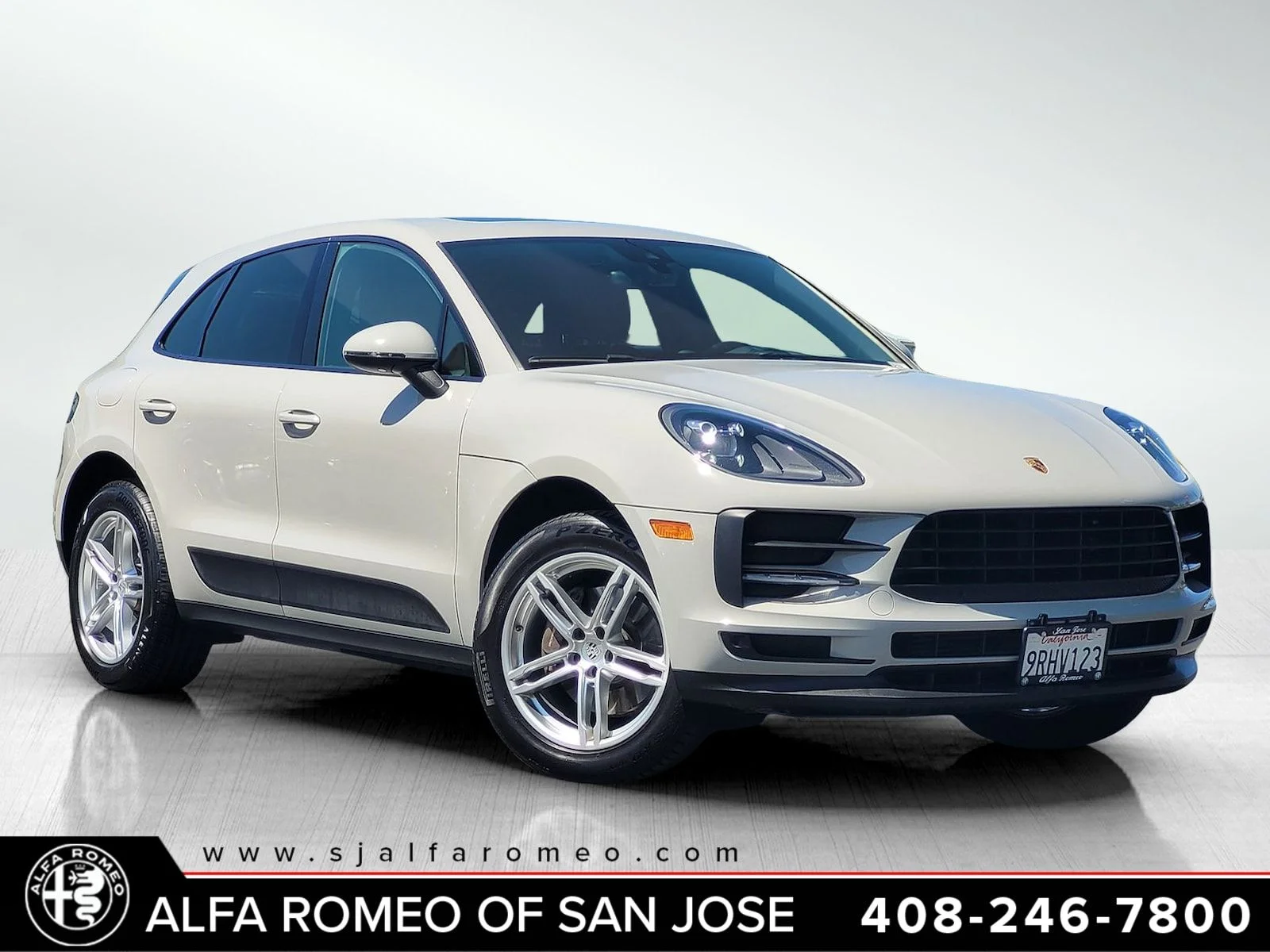 2020 Porsche Macan Base