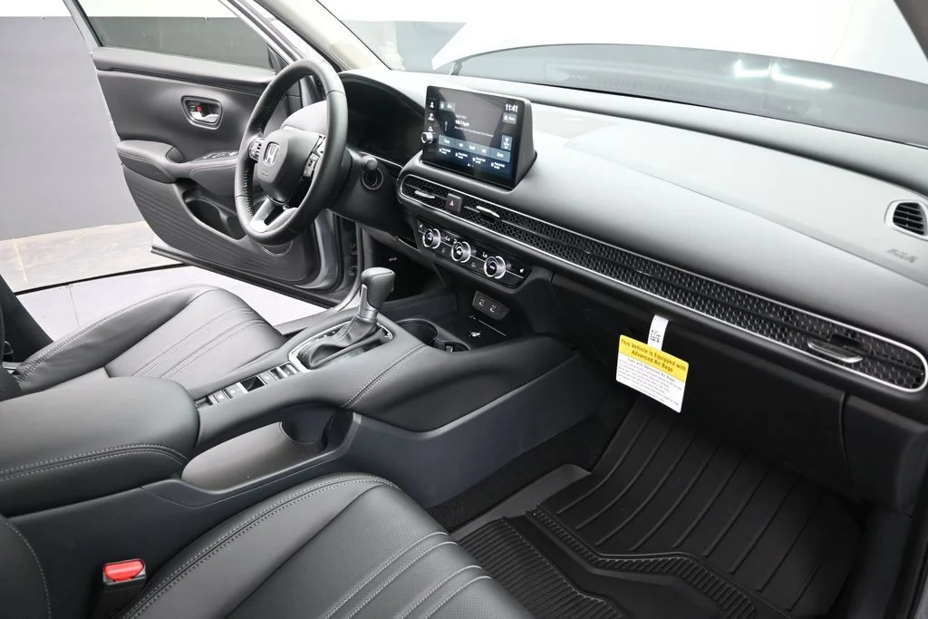 New 2027 Urban Gray Pearl Honda EX-L image 24