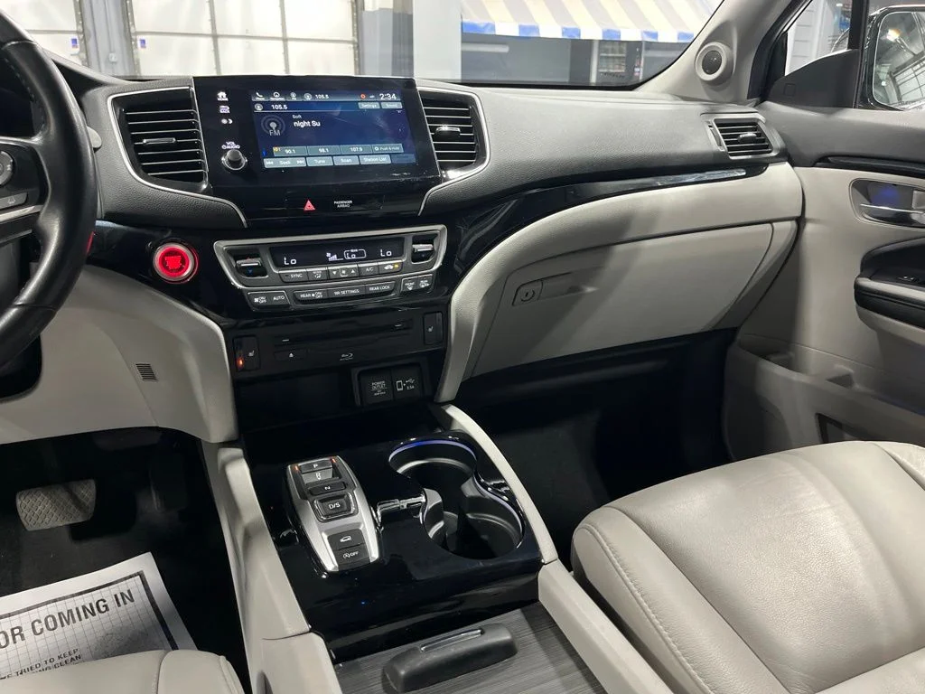 2021 Honda Pilot Touring - Photo 24