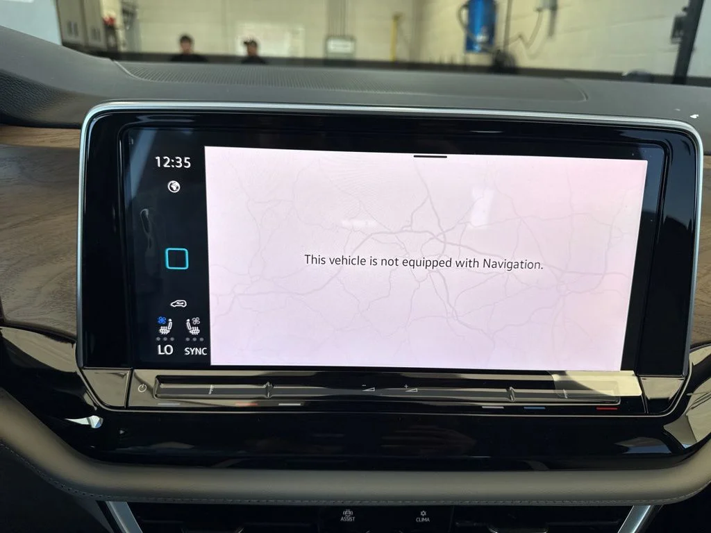 New 2026 White Volkswagen 2.0T SE image 20