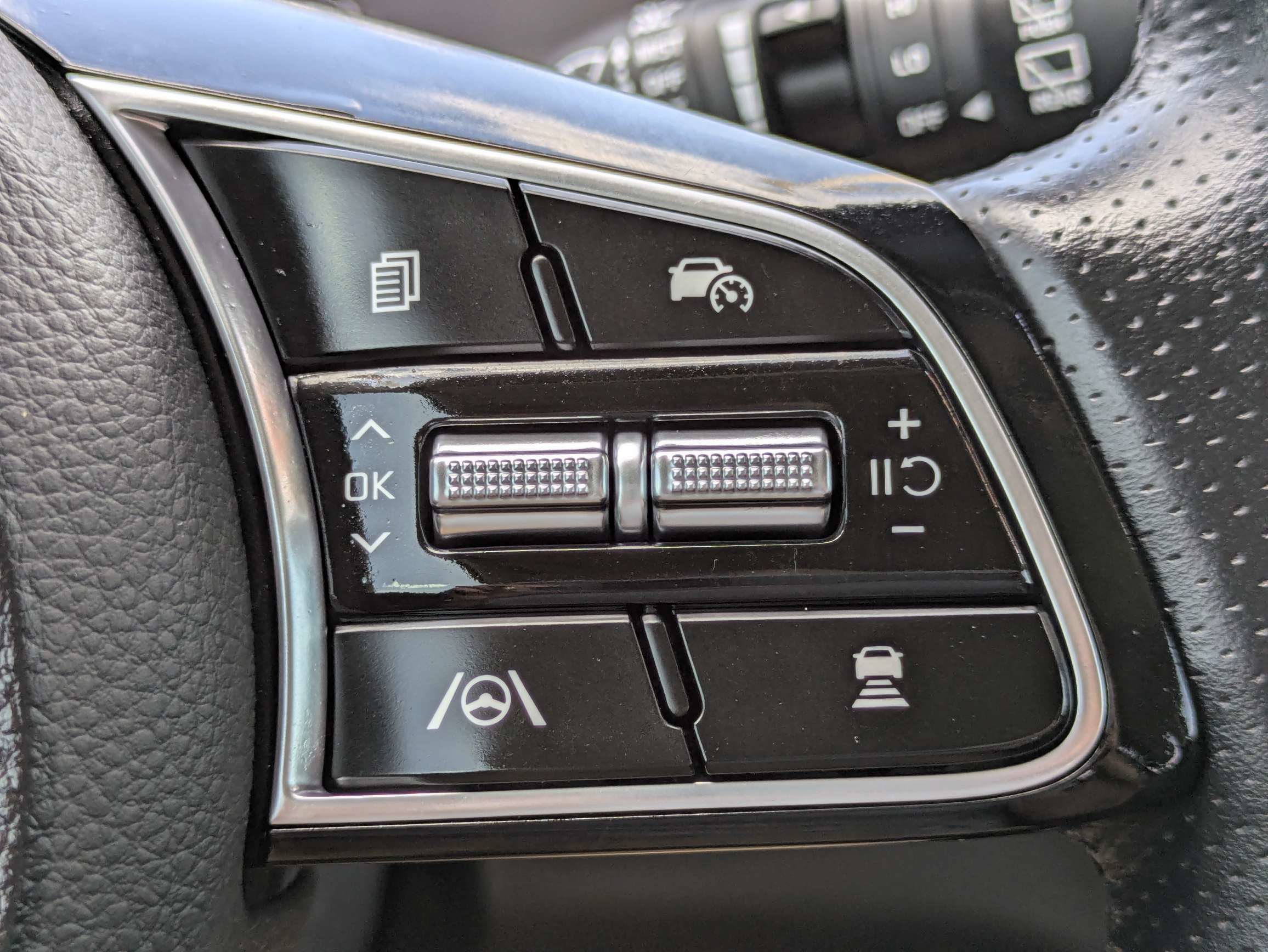Certified Used 2024 Fusion Black Kia SX image 32