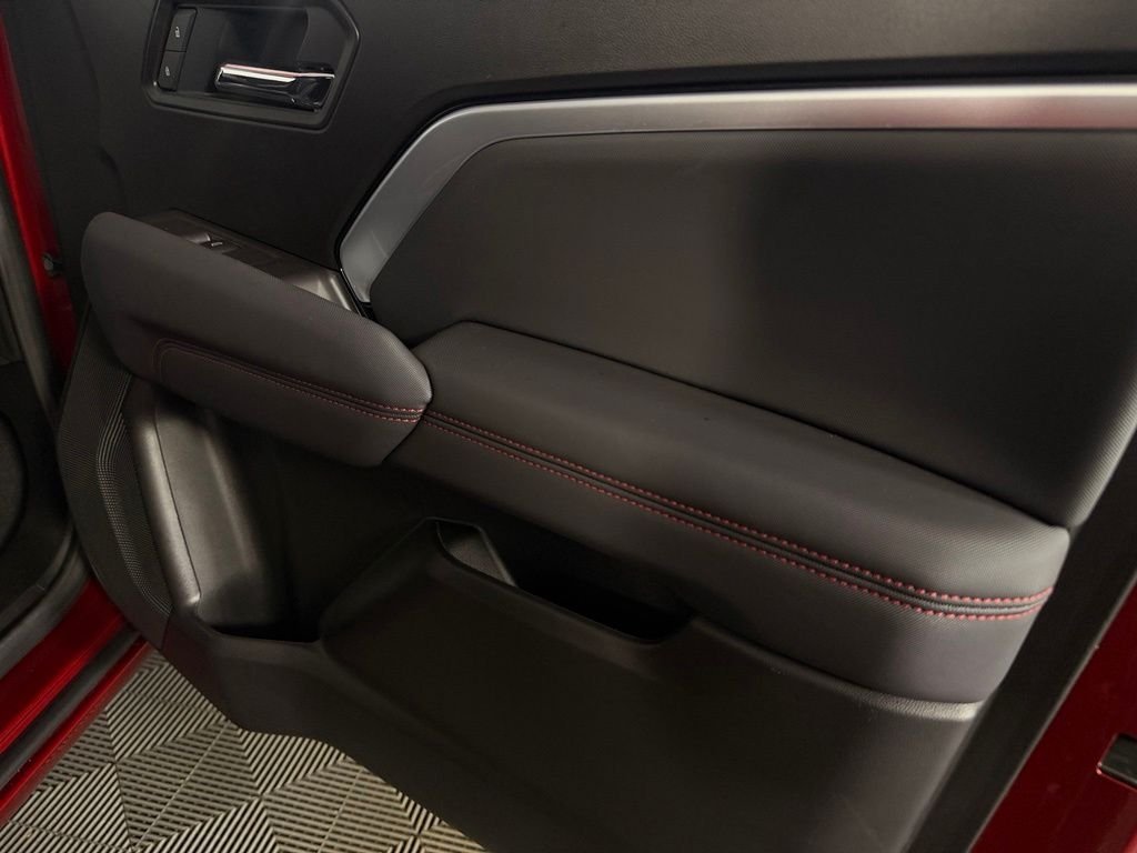 Certified Used 2025 Red Chevrolet Z71 image 33