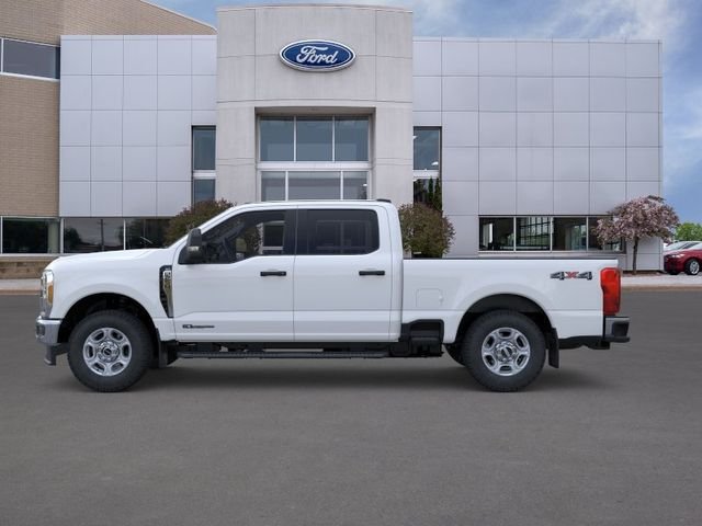 New 2026 Oxford White Ford XLT image 3