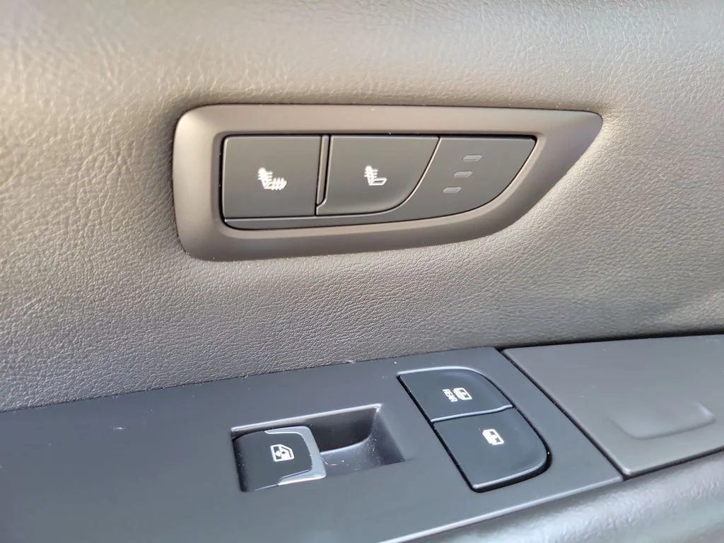 Used 2019 Black Cadillac Blackwing Twin image 11