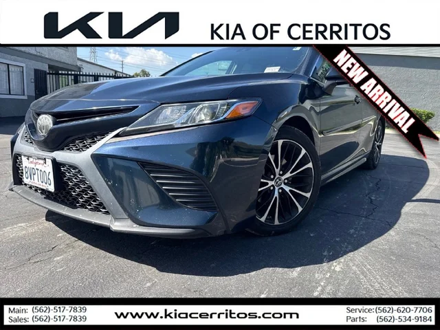 2018 Toyota Camry SE