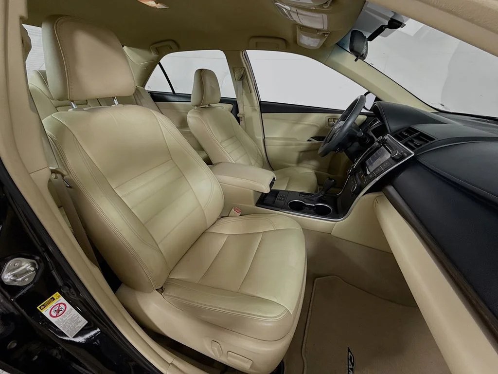 Used 2015 Attitude Black Toyota XLE image 28