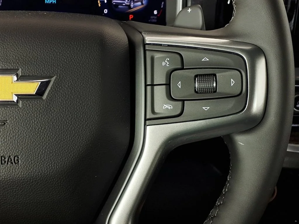New 2026 Summit White Chevrolet LT image 18
