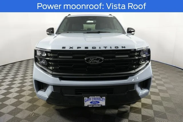 New 2026 Glacier Gray Metallic Tri-Coat Ford Platinum® image 8