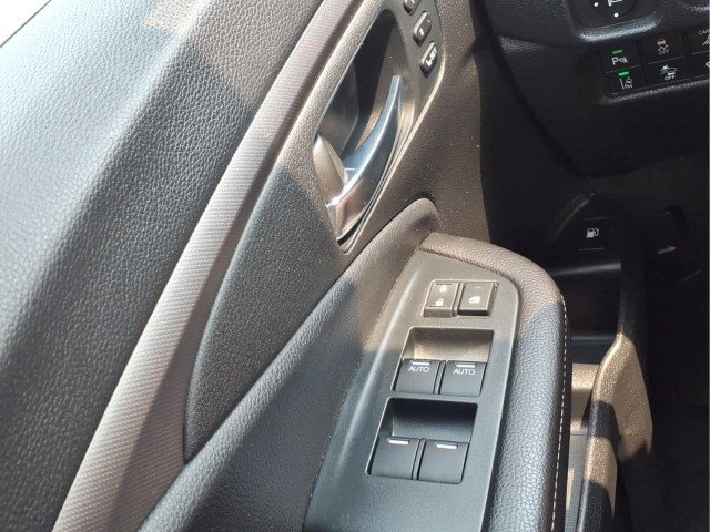 Certified Used 2023 Crystal Black Pearl Honda AWD RTL-E image 28