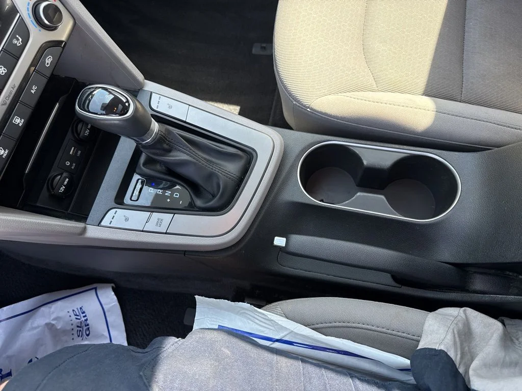 Used 2018 Symphony Silver Hyundai Value Edition image 21