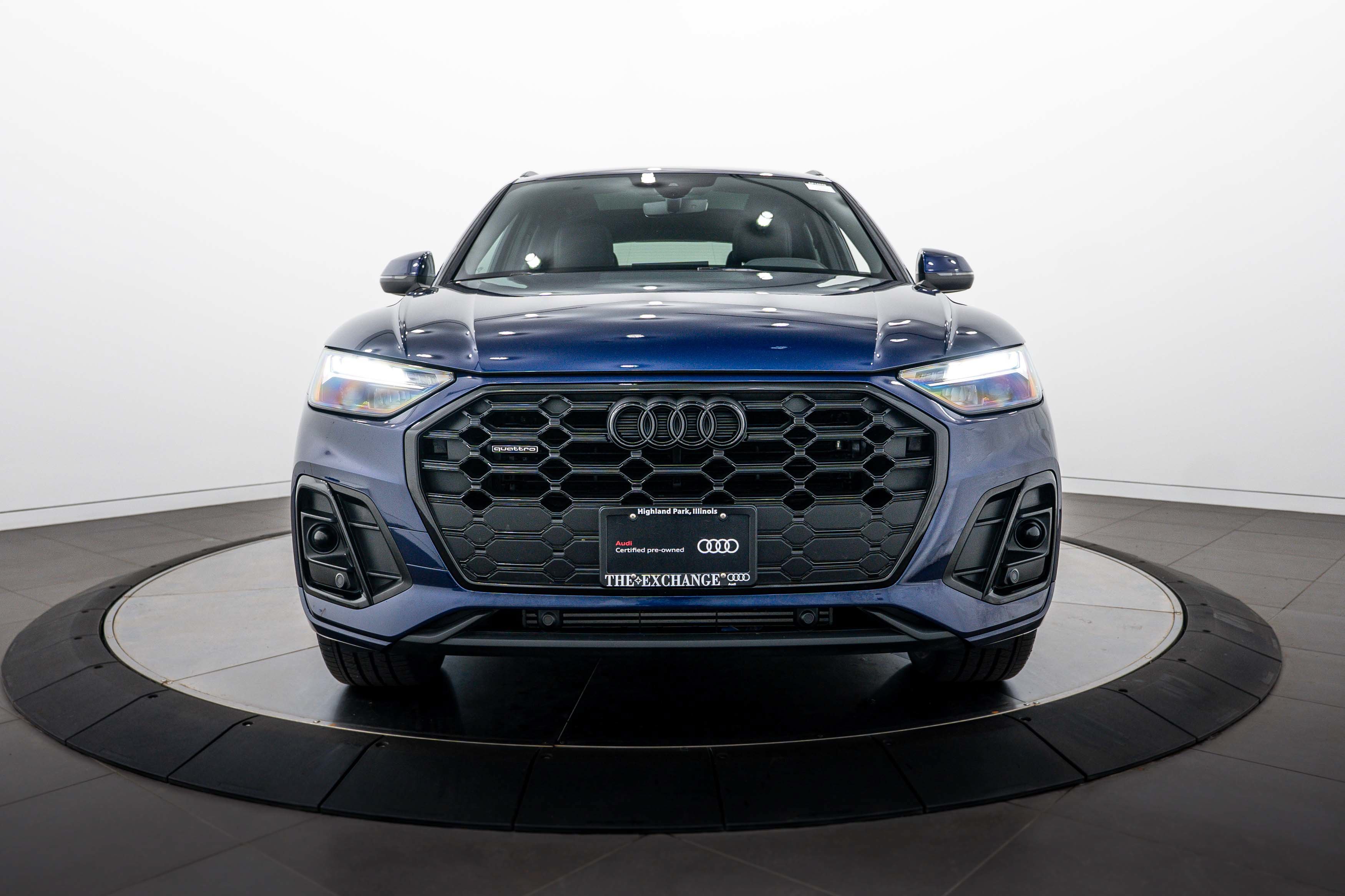 Certified Used 2025 Navarra Blue Metallic Audi S line Premium image 21