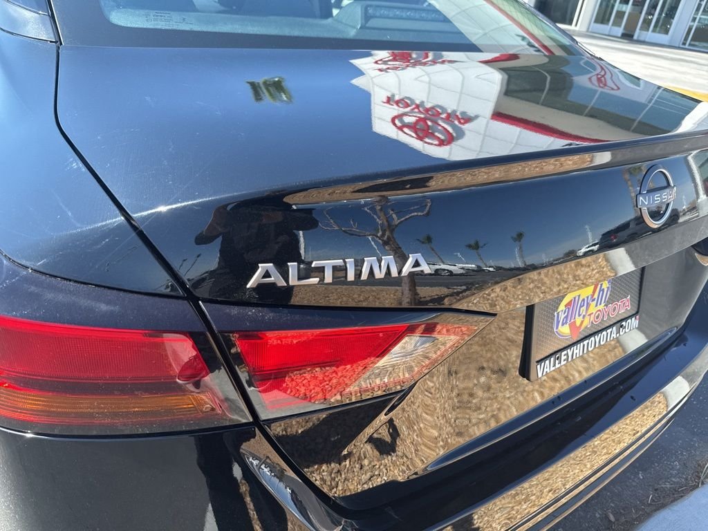 2023 Nissan Altima SV - Photo 7