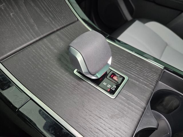 2026 Land Rover Range Rover Velar Dynamic SE - Photo 23