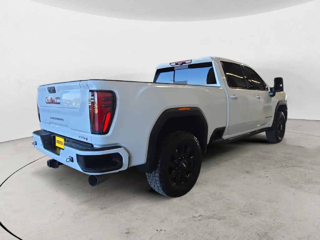 Used 2025 Summit White GMC AT4 image 5