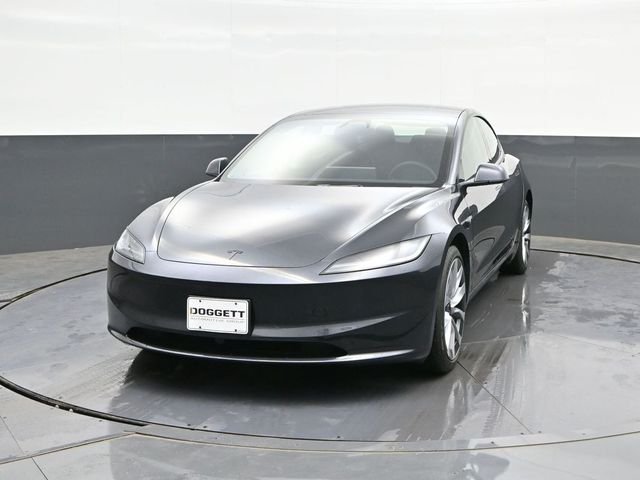 Used 2025  Tesla Standard image 23