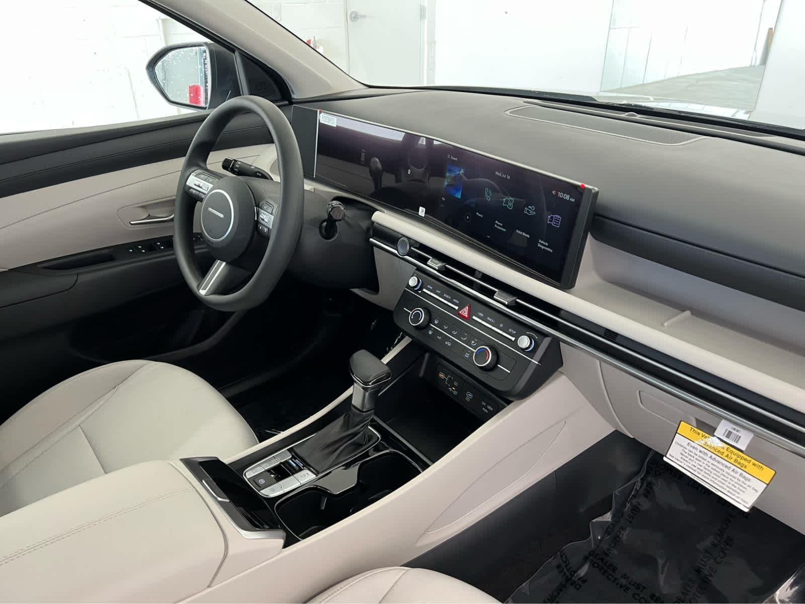 Used 2025 Shimmering Silver Hyundai SE image 26