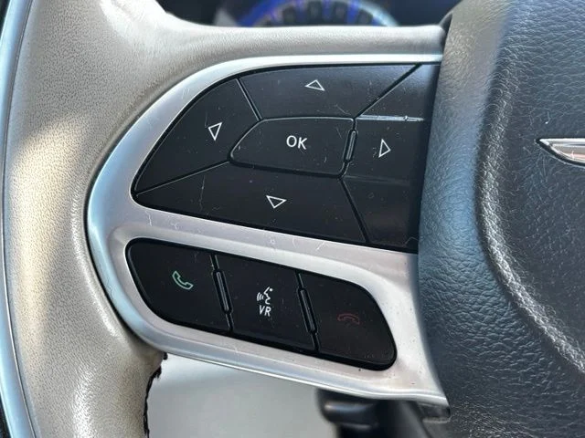 2020 Chrysler Pacifica Limited - Photo 16
