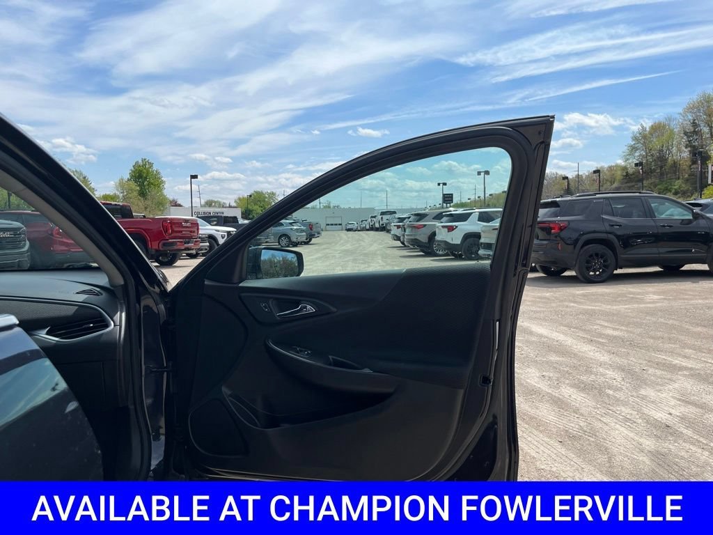 Used 2023 Dark Ash Metallic Chevrolet LT image 31