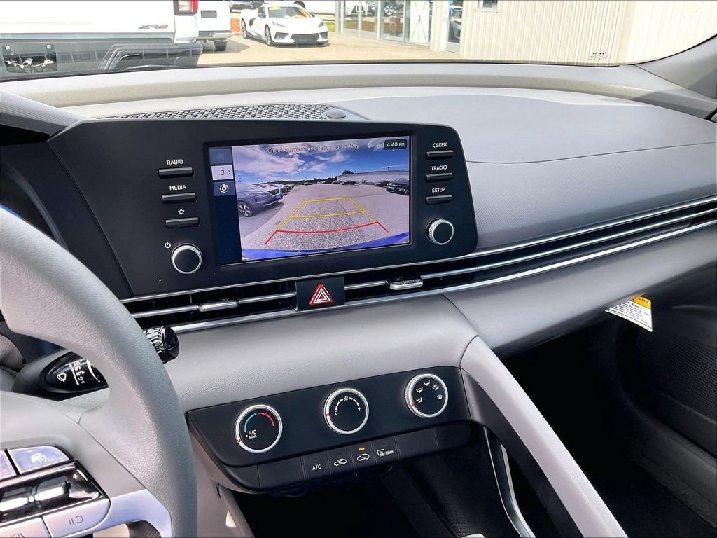 Used 2025 Blue Hyundai SE image 19