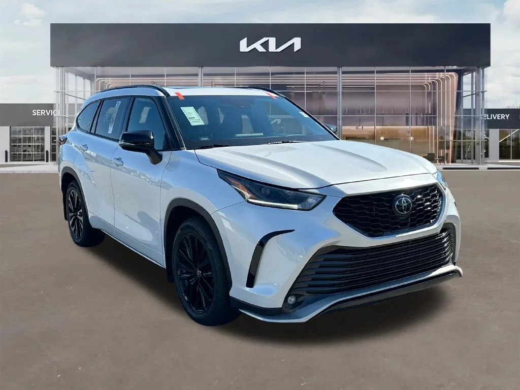 2024 Toyota Highlander XSE