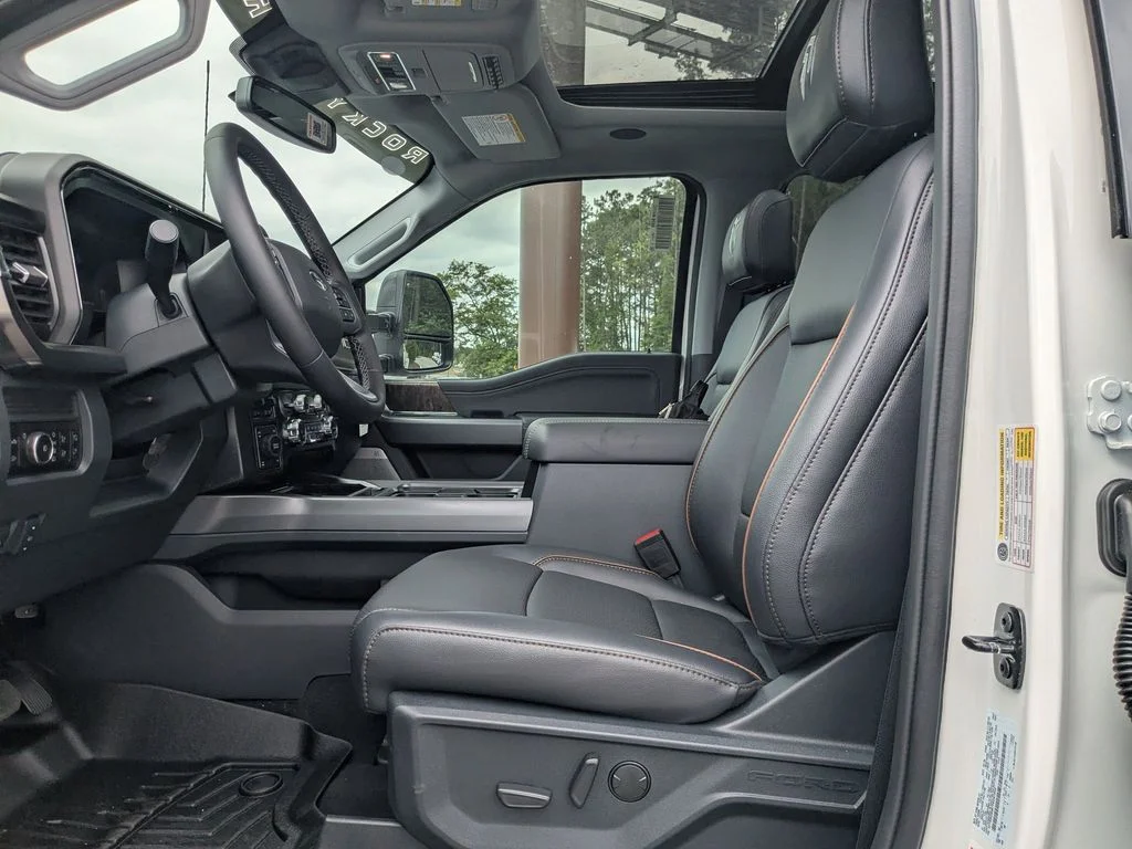 New 2026 Star White Metallic Tri-Coat Ford Lariat image 20