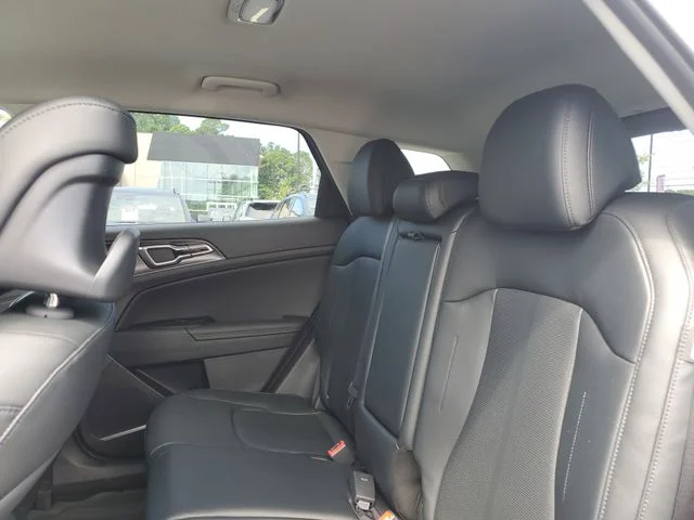 2026 Kia Sportage EX - Photo 13