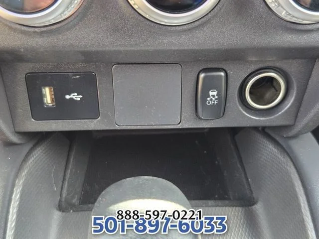 Used 2024 Silver Mitsubishi  image 25