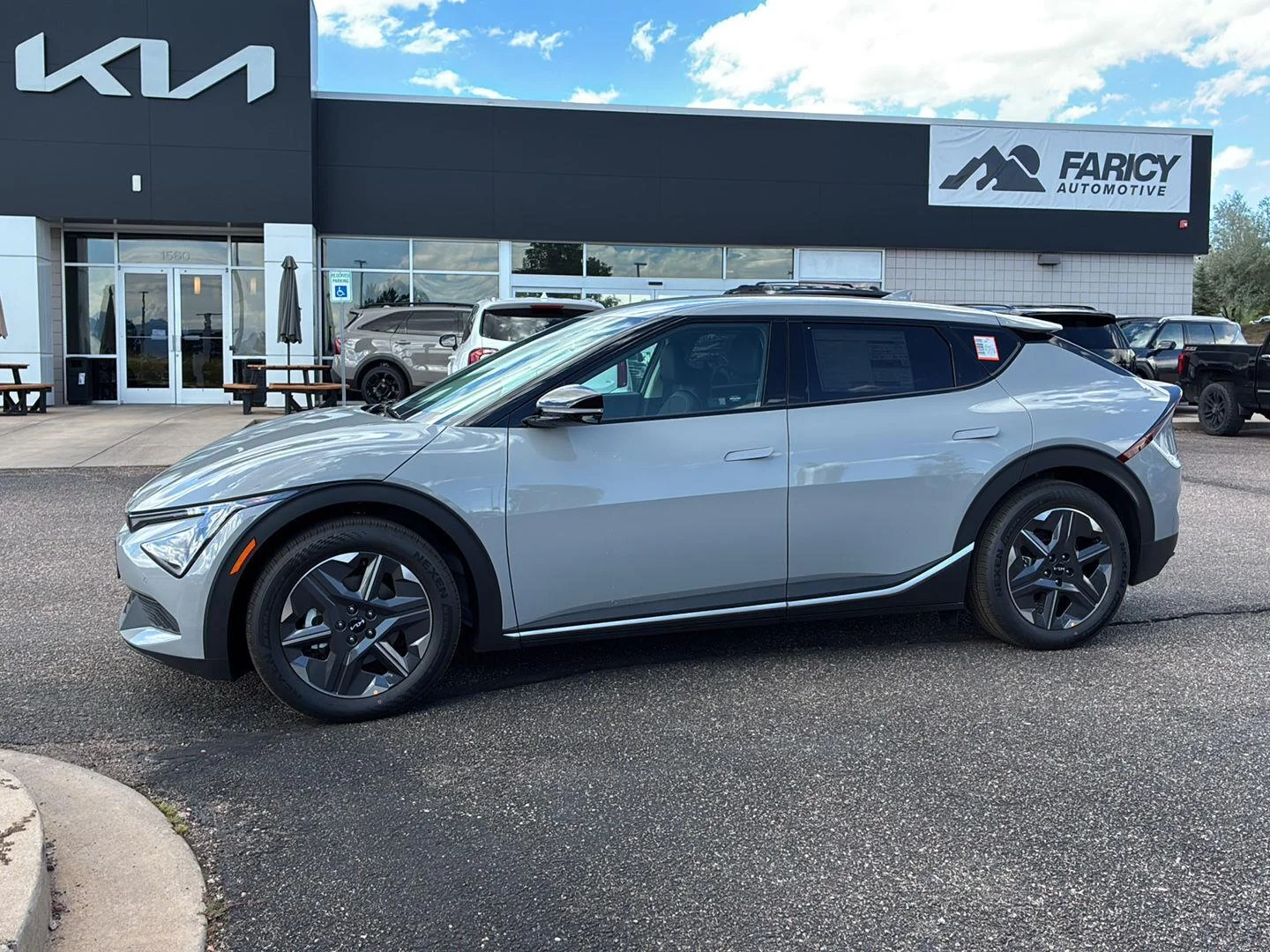 2026 Kia EV6 Light L/R