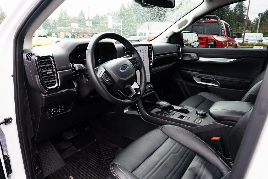 Used 2024 White Ford Lariat image 19