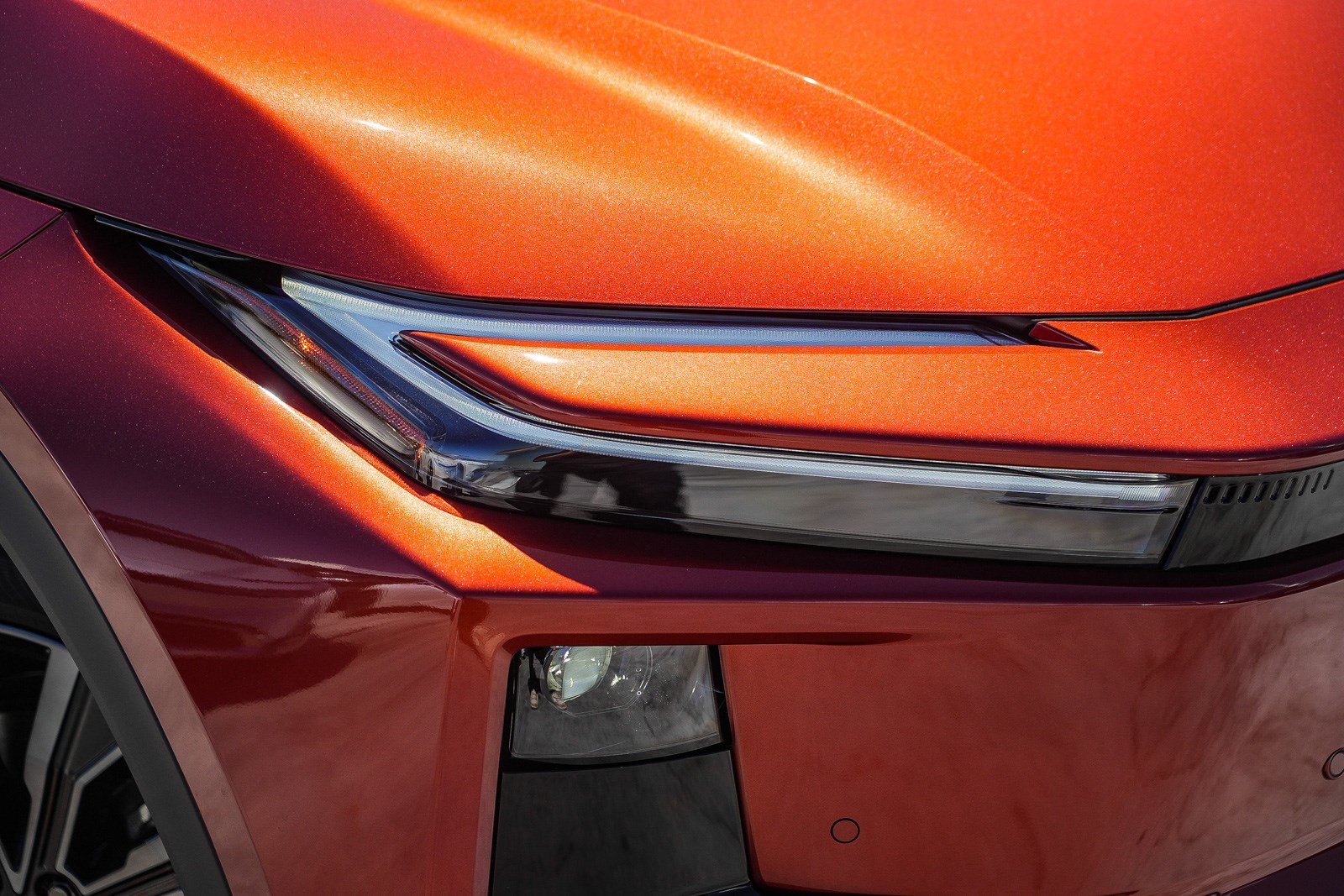 New 2026 Tandoori with Midnight Black Metallic roof <sup>1</sup> Toyota  XSE image 2