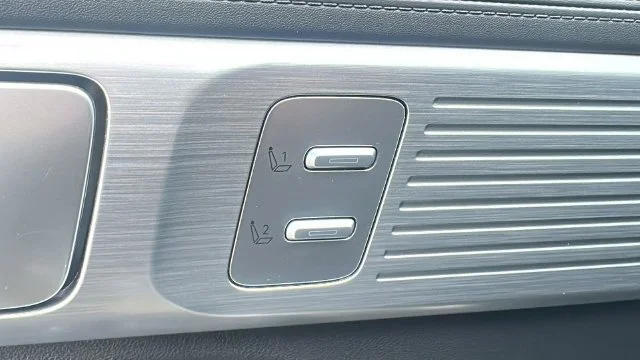 New 2025 Silver Hyundai Limited image 9