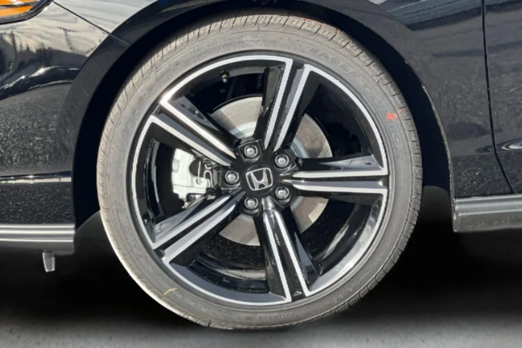 New 2026 Crystal Black Pearl Honda Sport image 31
