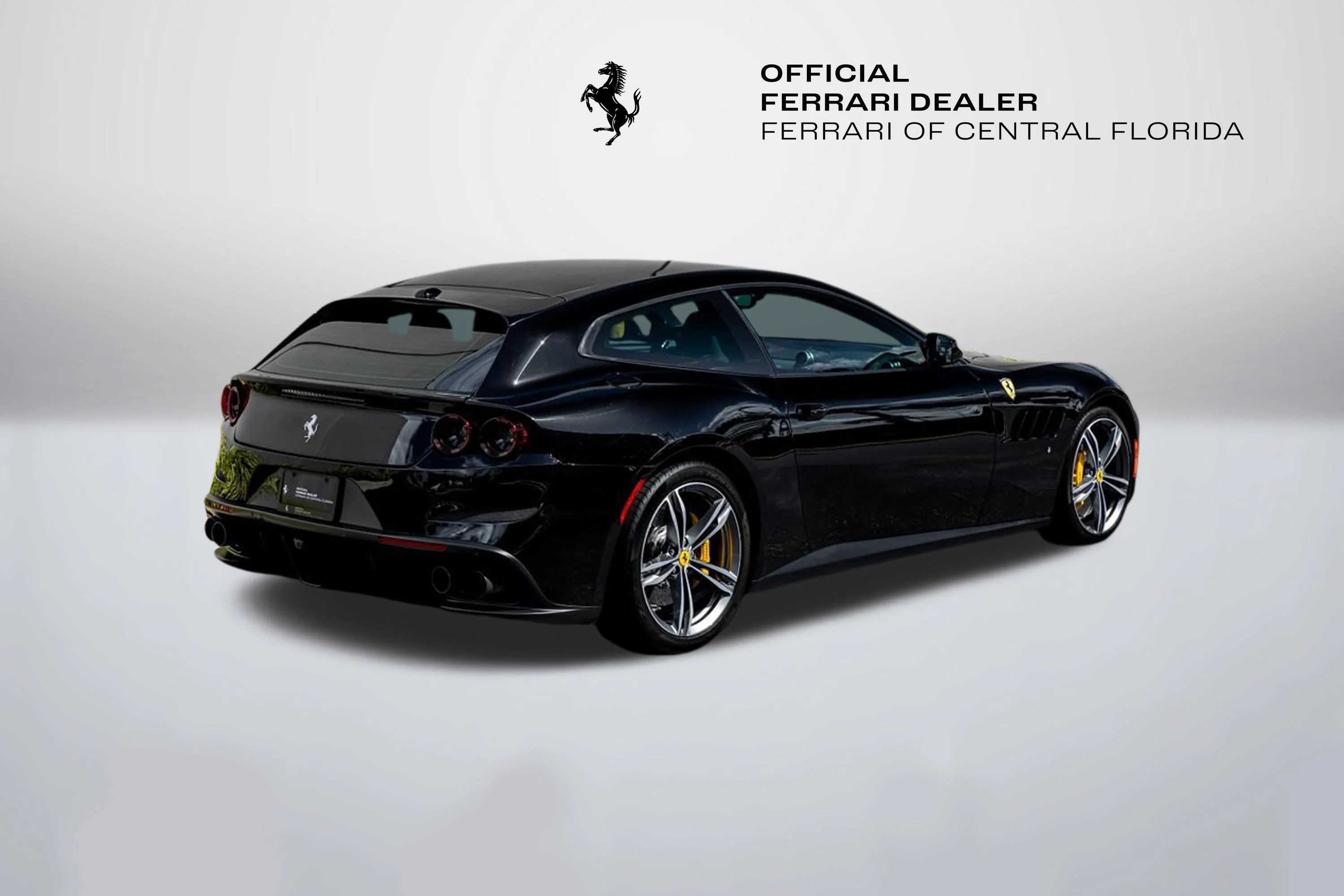 Used 2018 Nero Ferrari V12 image 4